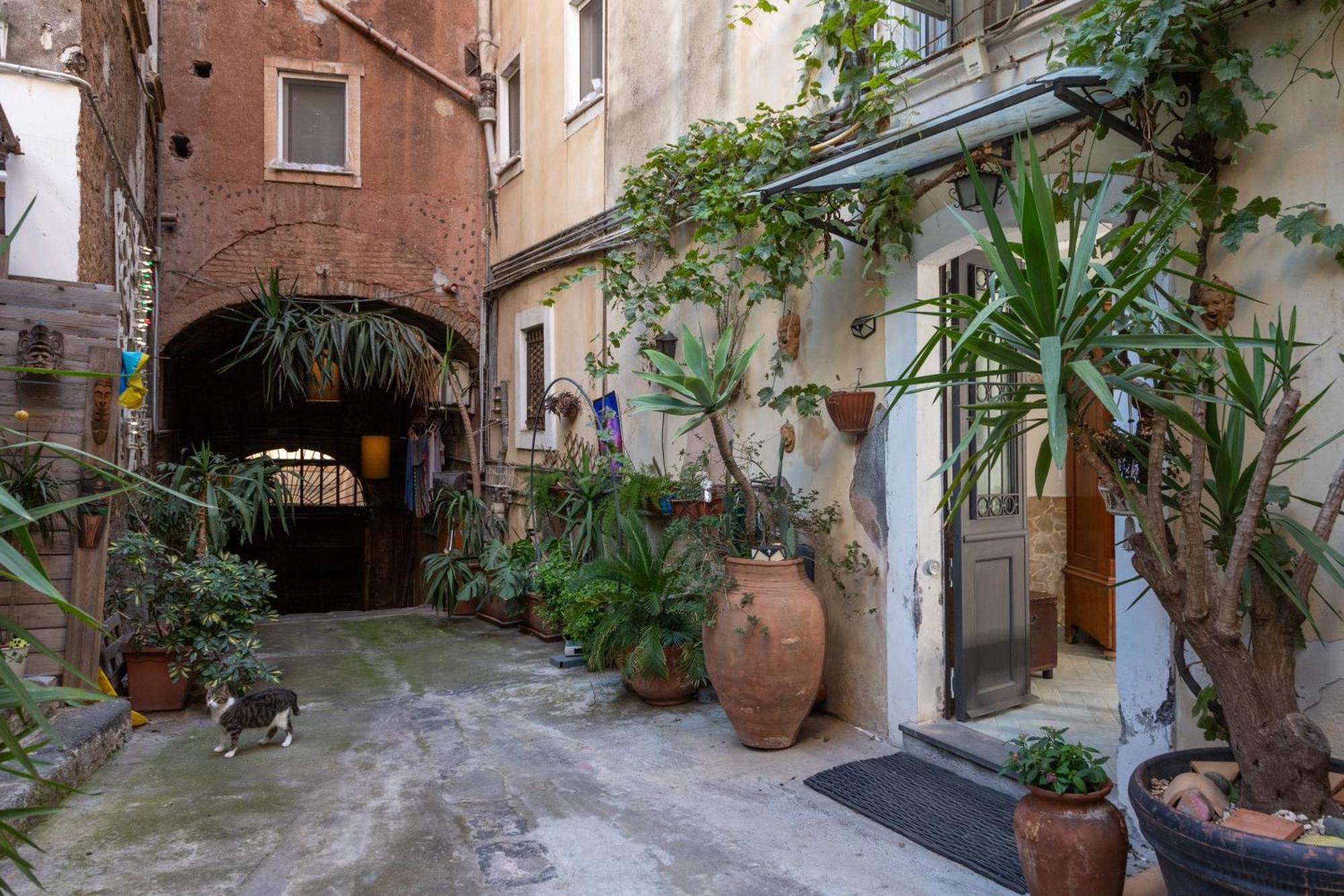 Cortile San Michele Catânia Exterior foto